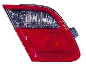 VMPG-3217 - 4401301RUEDR Rear Lamp | VMP Spares