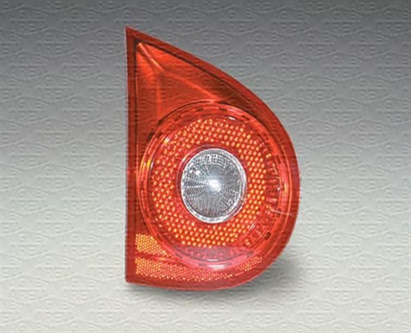 vmp-369324 VMPG-16697 - 714028500804 Rear Lamp | VMP Spares