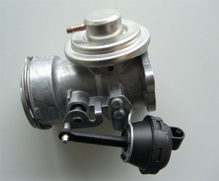 VMPG-21083 - 7372D Valve,Egr | VMP Spares