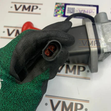 11059829-43228 - VOE 11059829 - Park Brake Valve OEM | VMP Spares
