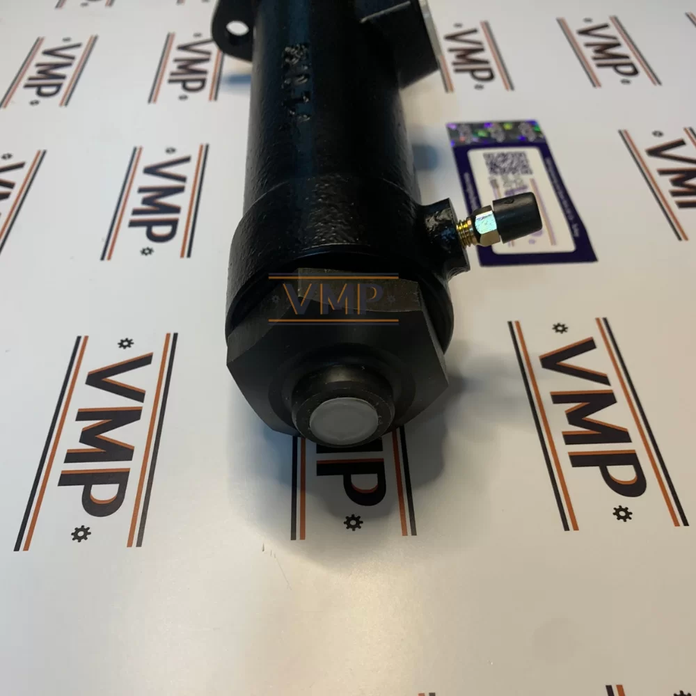 11063640-43210 - VOE 11063640 - Master Cylinder VMP | VMP Spares